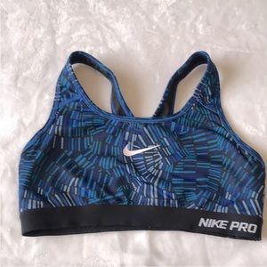 Nike Pro Classic Sports Bra.    Blue/Black
Size Medium
